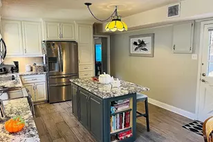 1002 Gulf Ave, Carrabelle, FL 32322 - Photo 7