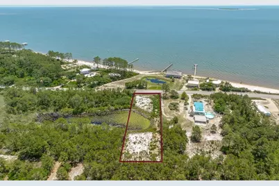 2077 Hwy 98 W, Carrabelle, FL 32322 - Photo 1