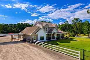 176 Jule St, Apalachicola, FL 32320 - Photo 1