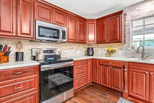 176 Jule St, Apalachicola, FL 32320 - Photo 11