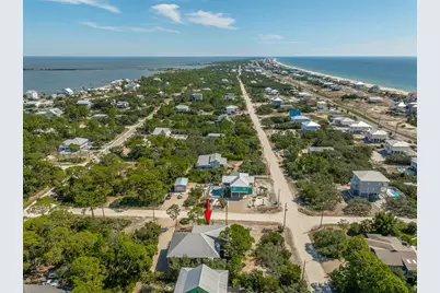 601 W Pine Ave, Saint George Island, FL 32328 - Photo 37