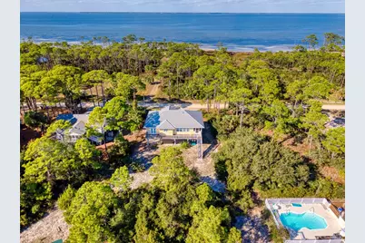 924 E Pine Ave, Saint George Island, FL 32328 - Photo 47