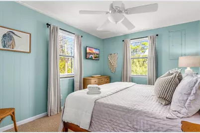 924 E Pine Ave, Saint George Island, FL 32328 - Photo 15