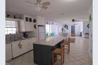 737 Mill Rd, Carrabelle, FL 32322 - Photo 7