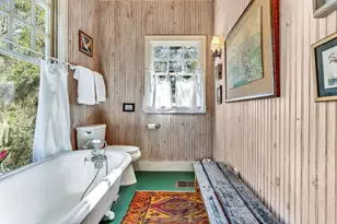 223 N Bayshore Dr, Eastpoint, FL 32328 - Photo 29