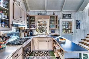 223 N Bayshore Dr, Eastpoint, FL 32328 - Photo 17