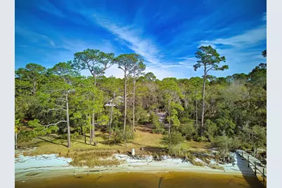 223 N Bay Shore Dr, Eastpoint, FL 32328 - Photo 3