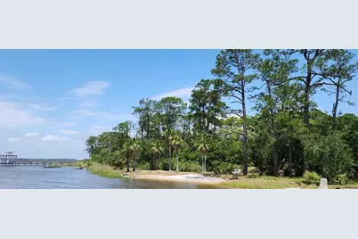 223 N Bay Shore Dr, Eastpoint, FL 32328 - Photo 7