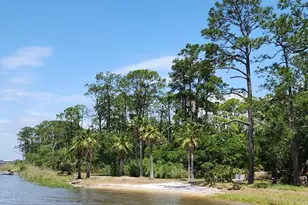 223 N Bayshore Dr, Eastpoint, FL 32328 - Photo 7