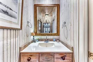 223 N Bayshore Dr, Eastpoint, FL 32328 - Photo 25