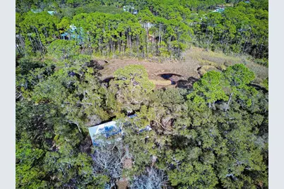 223 N Bay Shore Dr, Eastpoint, FL 32328 - Photo 13