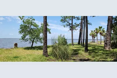223 N Bay Shore Dr, Eastpoint, FL 32328 - Photo 5