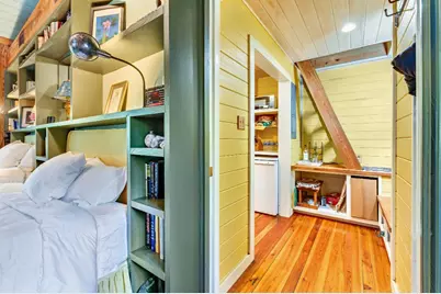 223 N Bay Shore Dr, Eastpoint, FL 32328 - Photo 51