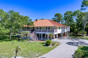 332 Cook St, Saint George Island, FL 32328 - Photo 37