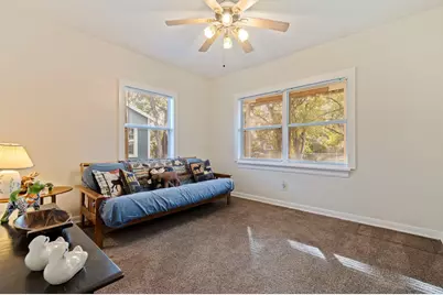 1821 34th Ave N, Saint Petersburg, FL 33713 - Photo 15