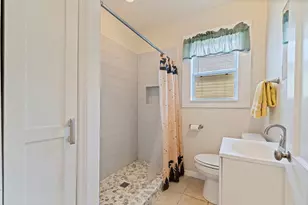 1821 34th Ave N, Saint Petersburg, FL 33713 - Photo 5