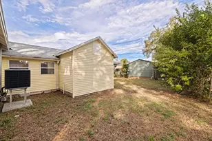 1821 34th Ave N, Saint Petersburg, FL 33713 - Photo 19