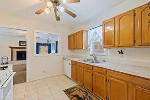 1821 34th Ave N, Saint Petersburg, FL 33713 - Photo 25