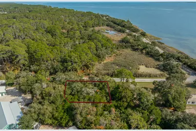 509 SE 12th St, Carrabelle, FL 32322 - Photo 3