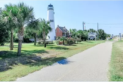 160 E Gorrie Dr, Saint George Island, FL 32328 - Photo 43