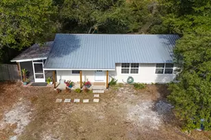 2315 Oak St, Carrabelle, FL 32323 - Photo 3