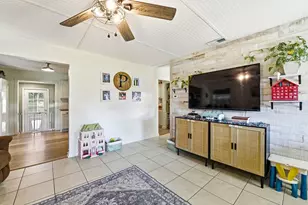 2315 Oak St, Carrabelle, FL 32323 - Photo 5