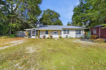 2315 Oak St, Carrabelle, FL 32323 - Photo 1