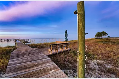 1629 Wayfarers Ct, Saint George Island, FL 32328 - Photo 15