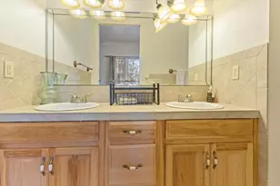 4686 Dunaway Rd, Bascom, FL 32423 - Photo 21