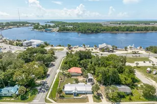 501 Ave B, Carrabelle, FL 32322 - Photo 27