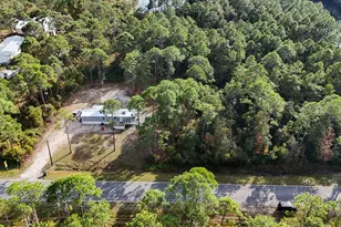 276 Twin Lakes Rd, Eastpoint, FL 32328 - Photo 3