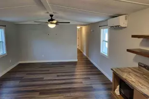 276 Twin Lakes Rd, Eastpoint, FL 32328 - Photo 7