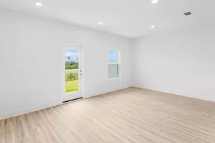 350 Chateau Ln, Port Saint Joe, FL 32456 - Photo 13