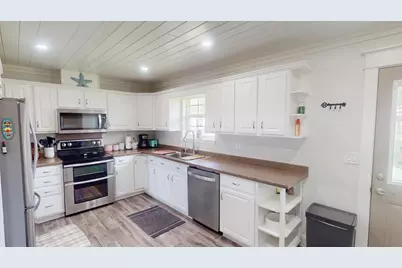 520 7th St, Port Saint Joe, FL 32456 - Photo 11