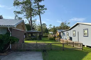 520 Seventh St, Port Saint Joe, FL 32456 - Photo 41