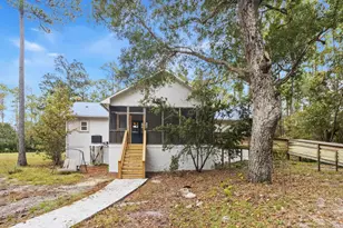 100 Melanie Ln, Apalachicola, FL 32320 - Photo 15