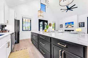 125 Lightning Bug Ln, Saint Teresa, FL 32358 - Photo 13