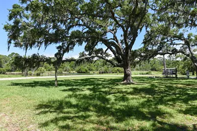 268 Pruett Rd, Eastpoint, FL 32328 - Photo 11