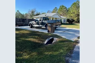 303 Angela Ct, Wewahitchka, FL 32465 - Photo 11