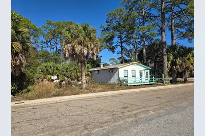 116 SE Ave A, Carrabelle, FL 32322 - Photo 1