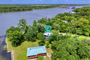 162 Pogy Rd, Apalachicola, FL 32320 - Photo 5