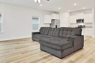 512 Vermilion Cir, Port Saint Joe, FL 32456 - Photo 9