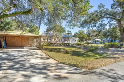 23 8th St, Apalachicola, FL 32320 - Photo 3