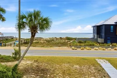 801 W Gorrie Dr, Saint George Island, FL 32328 - Photo 3