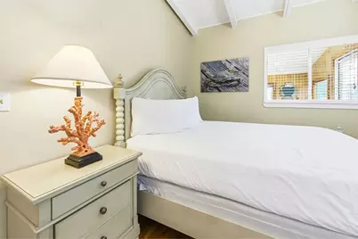 801 W Gorrie Dr, Saint George Island, FL 32328 - Photo 35