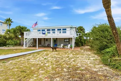 801 W Gorrie Dr, Saint George Island, FL 32328 - Photo 1