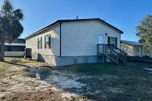 330 Atlantic St, Port Saint Joe, FL 32456 - Photo 5