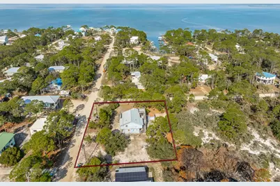 1048 W Bay Shore Dr, Saint George Island, FL 32328 - Photo 3