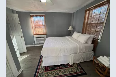 1048 W Bay Shore Dr, Saint George Island, FL 32328 - Photo 15