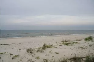 1048 W Bay Shore Dr, Saint George Island, FL 32328 - Photo 25